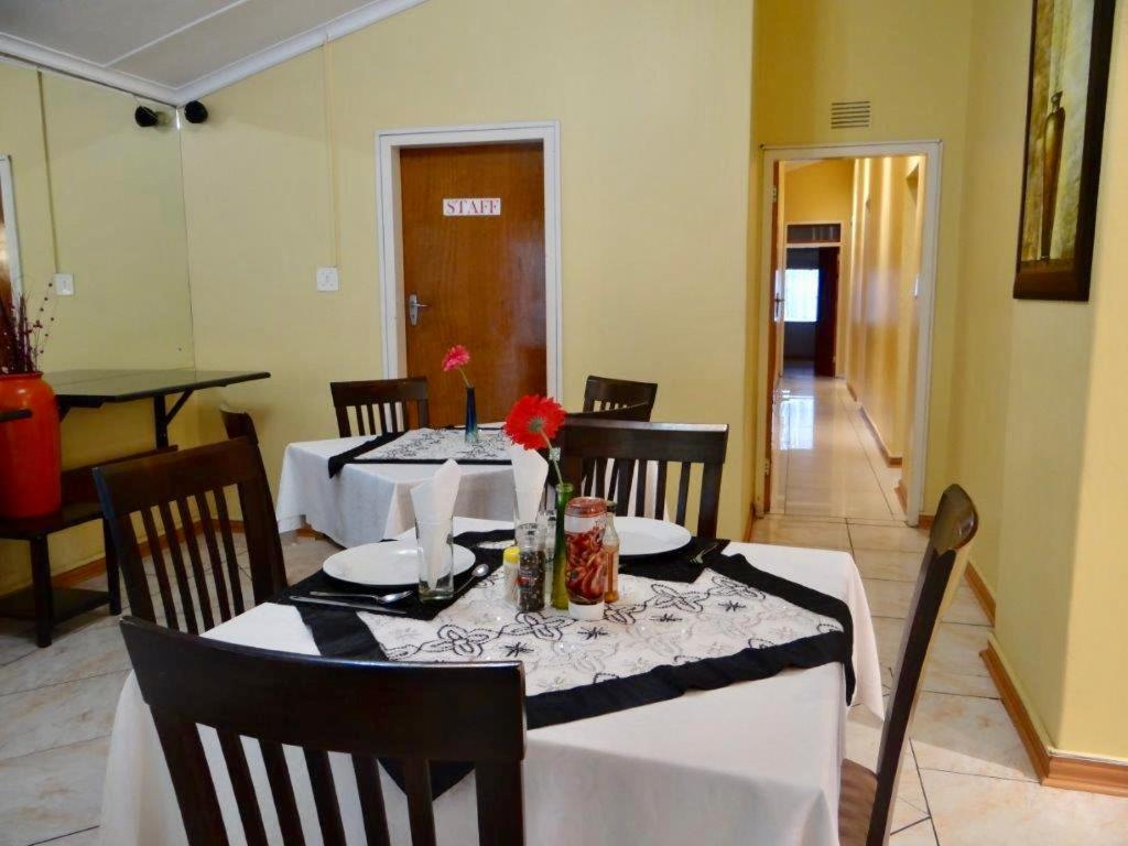 Lilliz Guest House Umtata Exterior photo